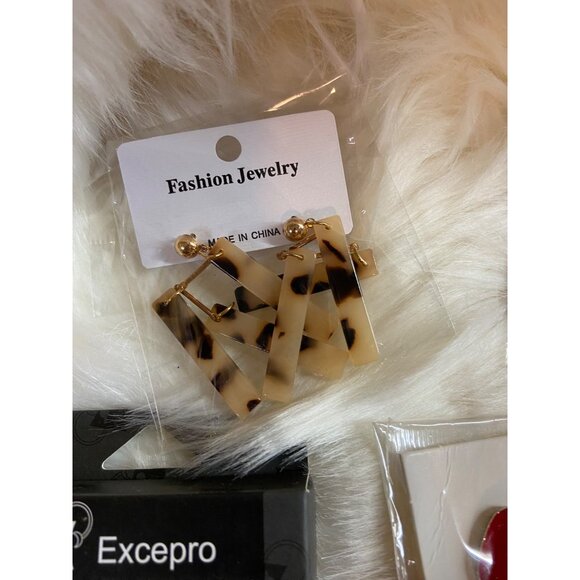 Fashion Costume Jewlery Earrings Necklace Lot of 12 - Picture 9 of 14